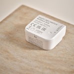 asset-13294800_application_pictures_smart_plus_wifi_switch_module_2ch_osram-closeup2.jpg